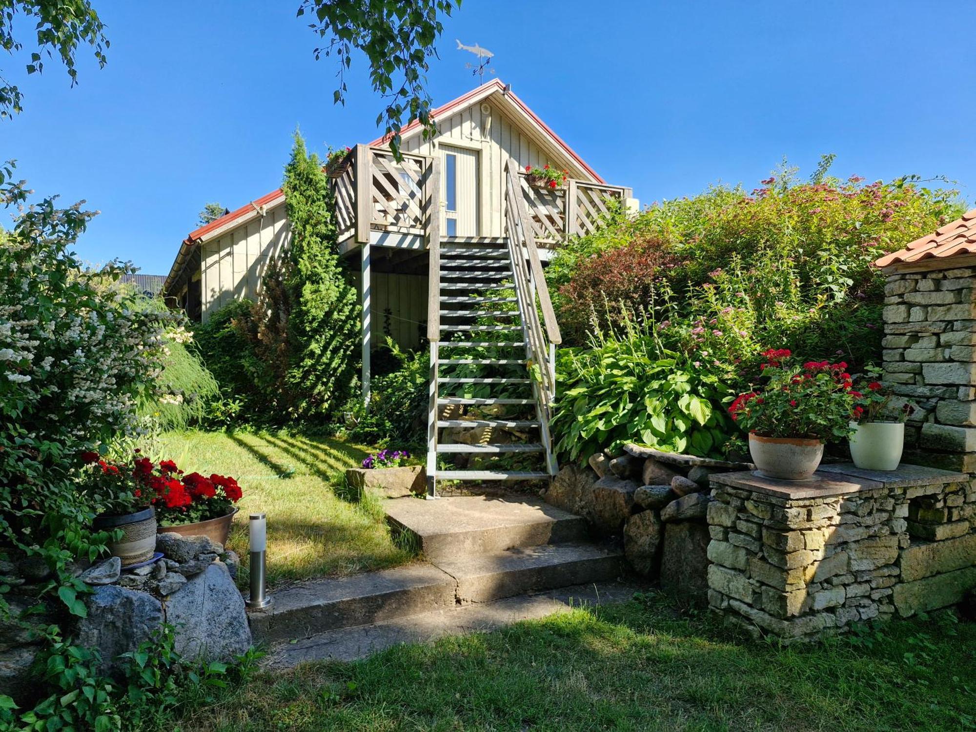 Piibelehe Guest Accommodation Kuressaare Dış mekan fotoğraf