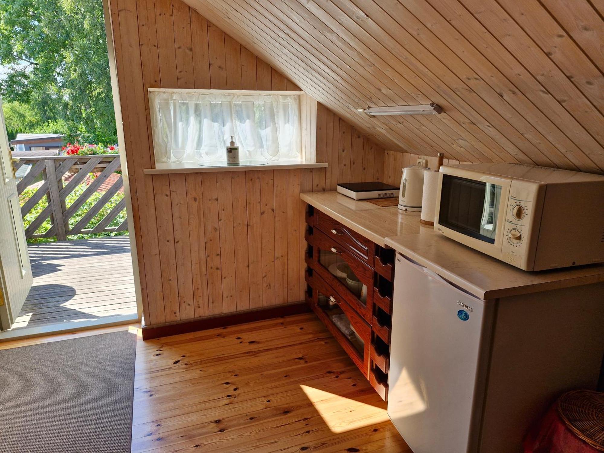 Piibelehe Guest Accommodation Kuressaare Dış mekan fotoğraf